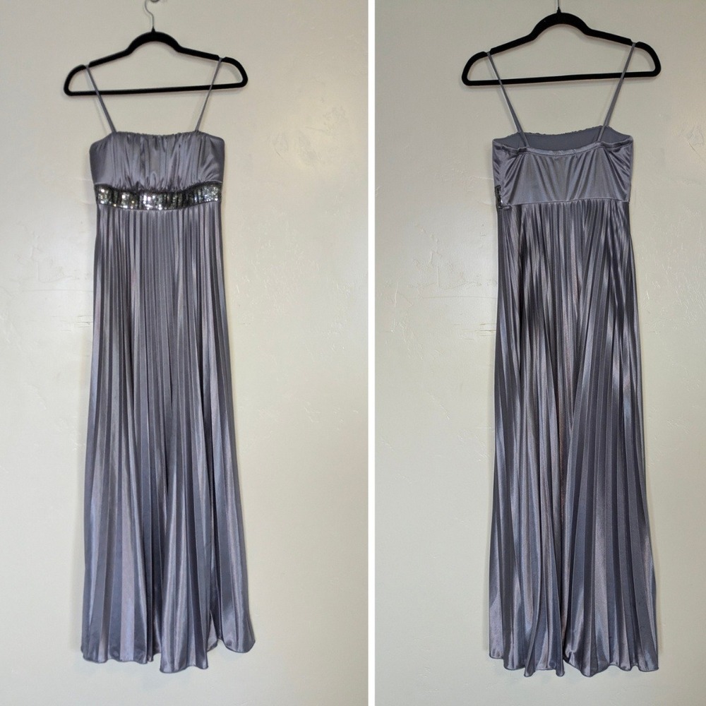 My Michelle Small Silver Pleated Sequin Empire Waist Formal Gown Lined Y2K Dress